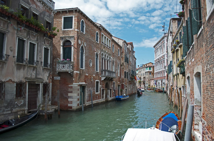 Living Like a Local in Venice with GowithOh Apartments